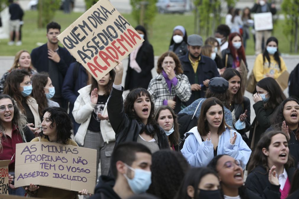 Estudantes manifestam se hoje em Lisboa Coimbra e Braga contra assédio