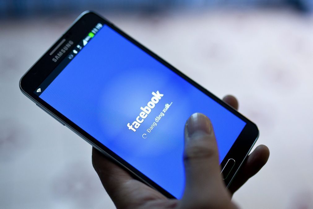 Facebook multado em Espanha em 1,2 milhões de euros por falta em proteção de dados