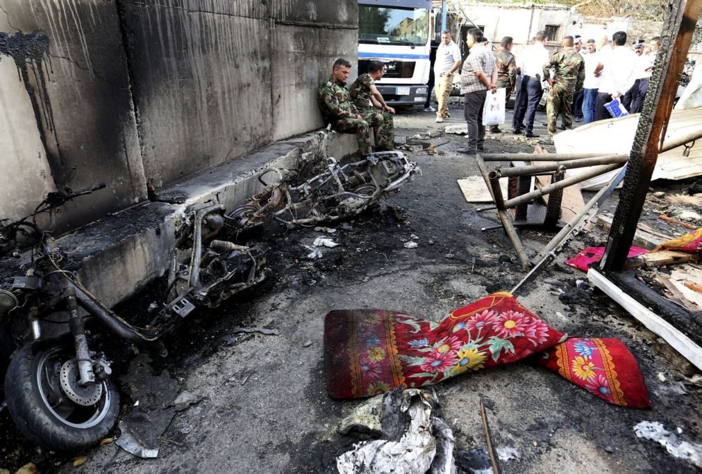 Duplo atentado no Iraque faz pelo menos 50 mortos e 87 feridos