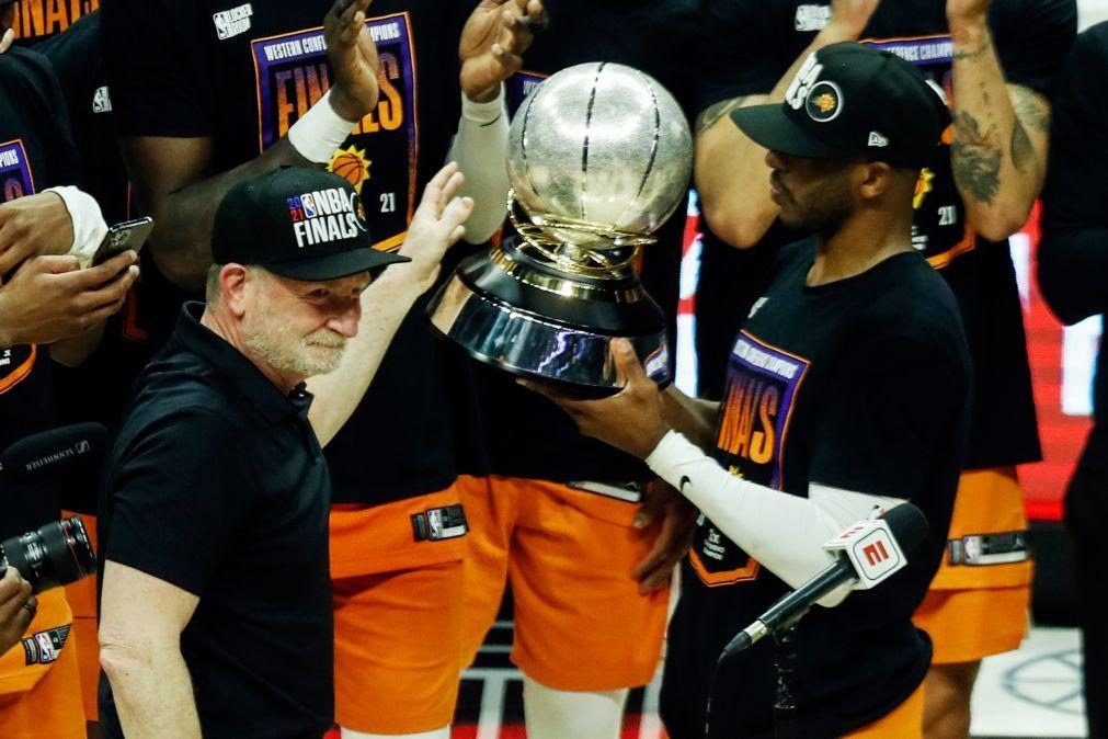 Proprietário dos Phoenix Suns suspenso um ano da NBA por racismo e misoginia