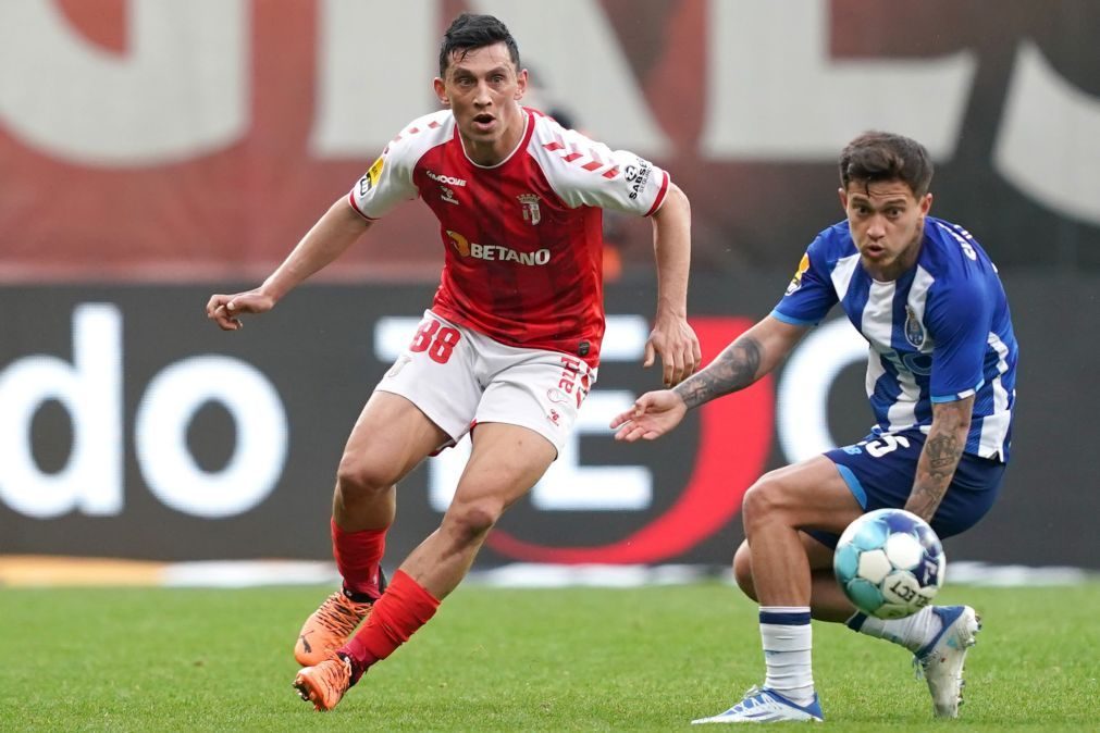 FC Porto e Sporting de Braga defrontam-se e tentam pressionar líder Benfica