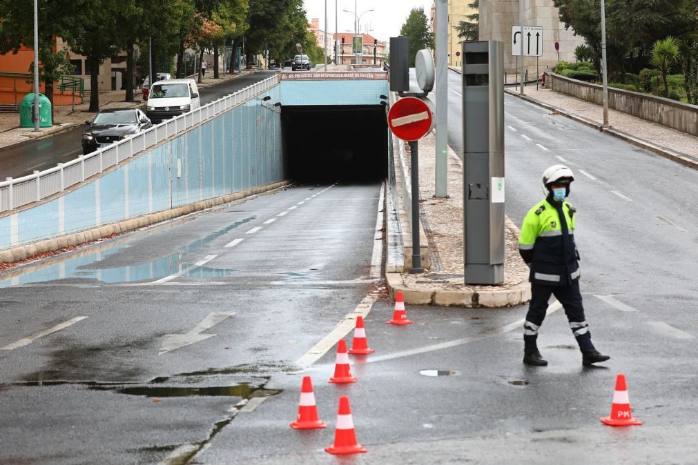 Túneis rodoviários de Lisboa encerrados no sábado à noite reabertos desde as 04:30