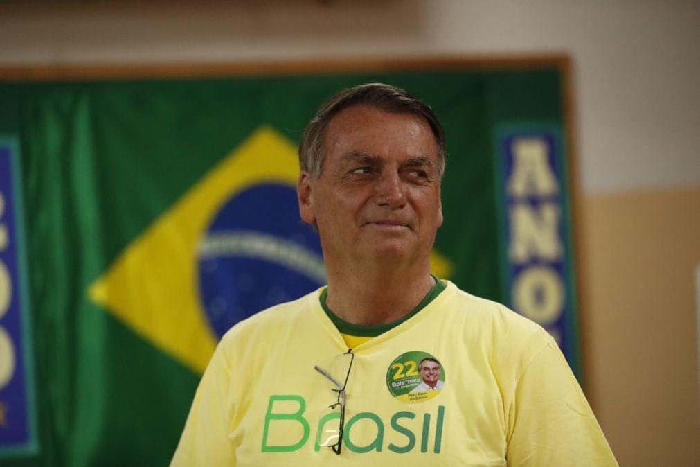 Bolsonaro provocou calote milionário em banco público para tentar vencer eleição no Brasil