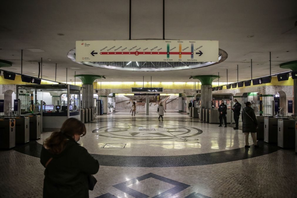 Metro de Lisboa disponibiliza pagamentos 'contactless' em todas as estações