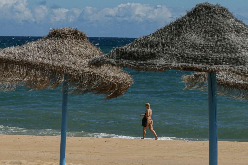 Autoridades ambientais interditam a banhos praias de Vale do Lobo e Quarteira