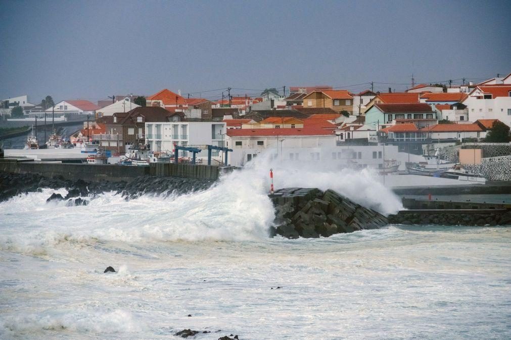 Dois sismos com magnitude 2,4 e 1,9 sentidos na ilha Terceira