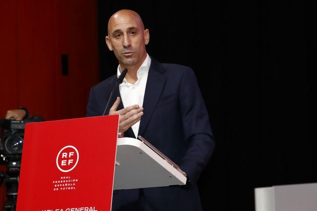 Ministério Público espanhol apresenta denúncia contra Rubiales por agressão sexual