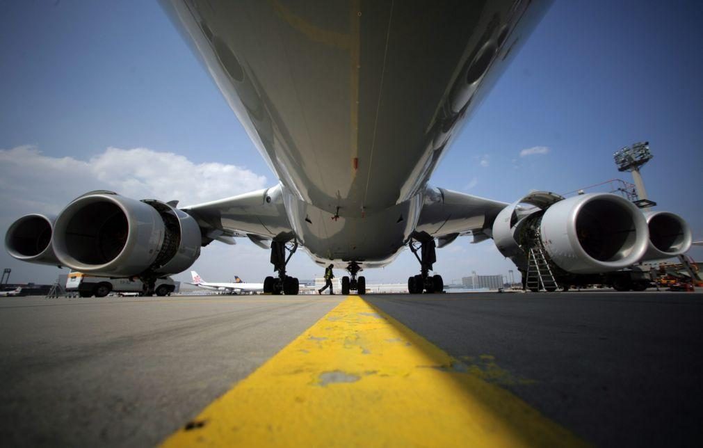 Avião retido em França descola para a Índia com 275 passageiros a bordo