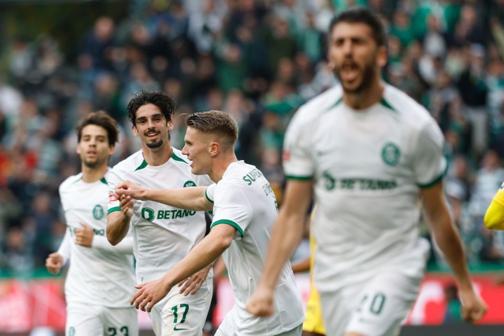 Sporting vence Portimonense e está a dois pontos do título