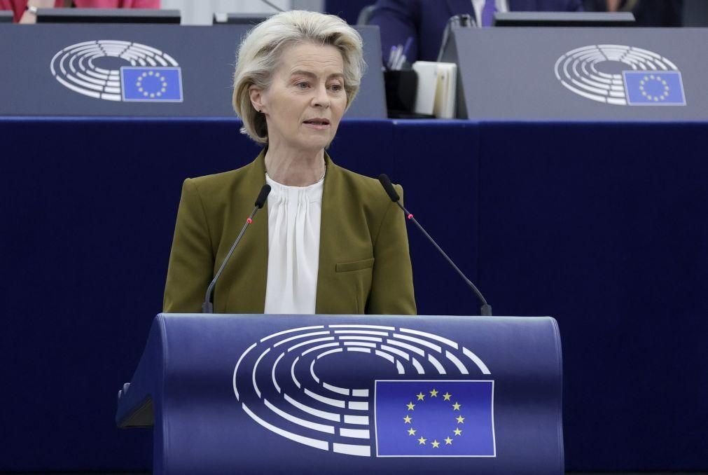 Ursula von der Leyen denuncia ciberataque contra o seu 'site' de campanha