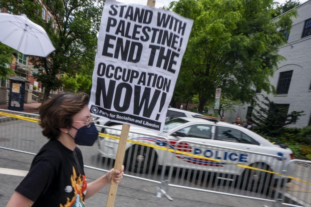 Polícia desmantela acampamento pró-palestiniano em Washington