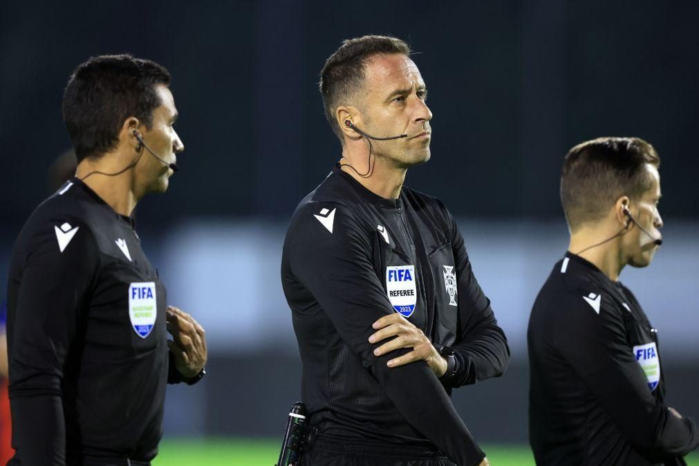 Artur Soares Dias vai arbitrar final da Liga Conferência Europa