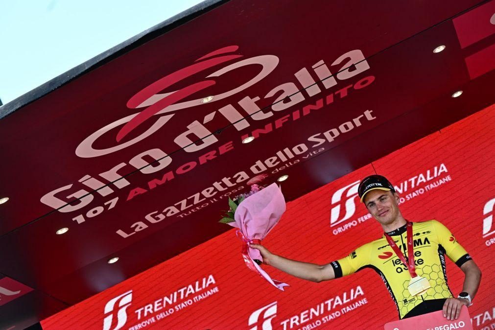 Olav Kooij desiste dois dias depois de ter vencido etapa do Giro