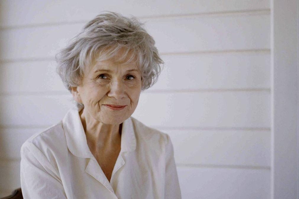 Escritora Alice Munro, Nobel da Literatura, morre aos 92 anos