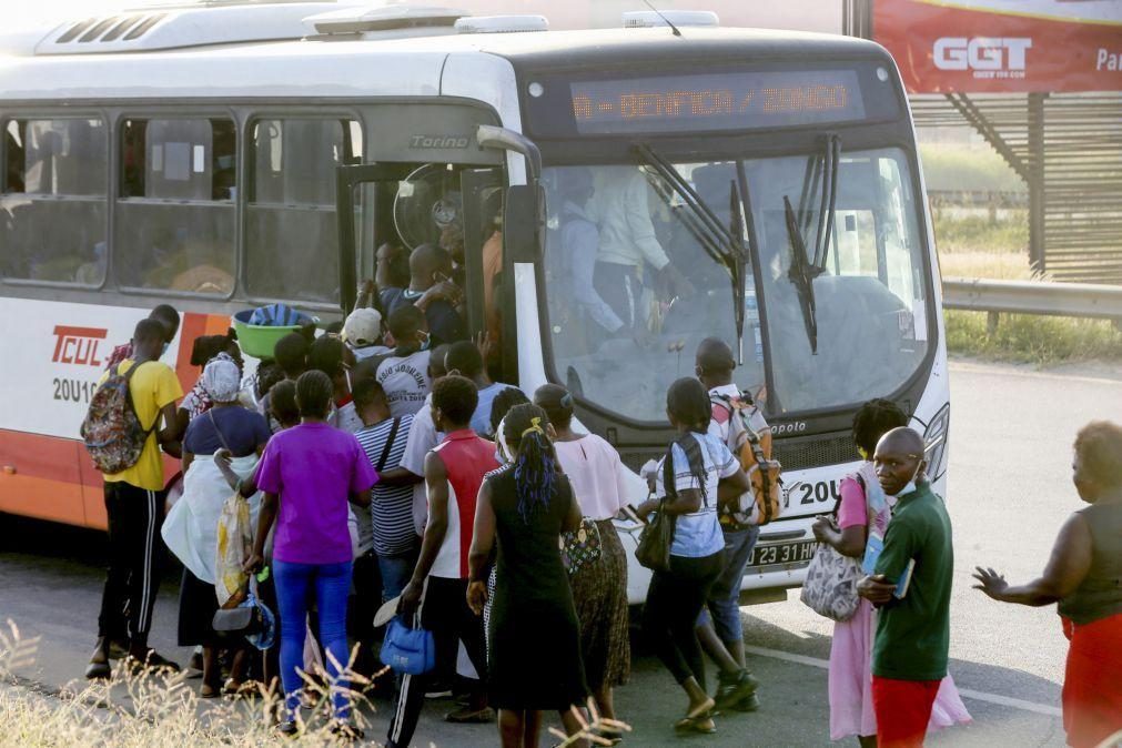 Angola compra 600 autocarros por 323,5 milhões de euros