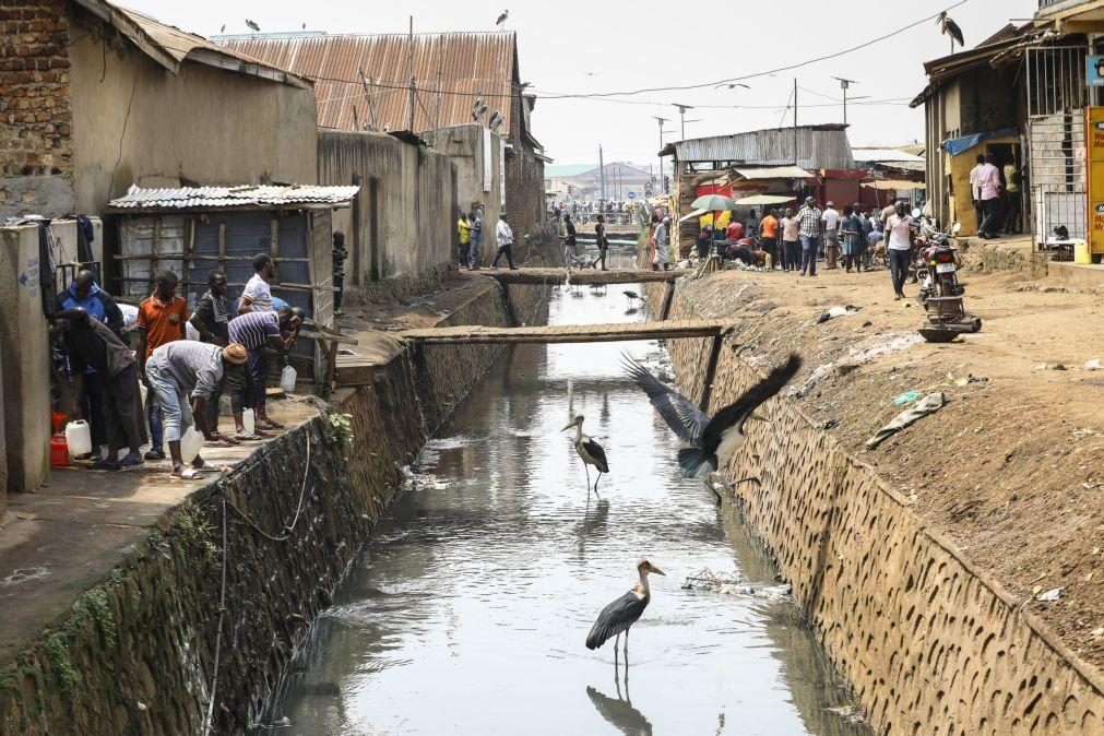 Pelo menos 473 mortos e 1,6 milhões de afetados pelas chuvas na África Oriental