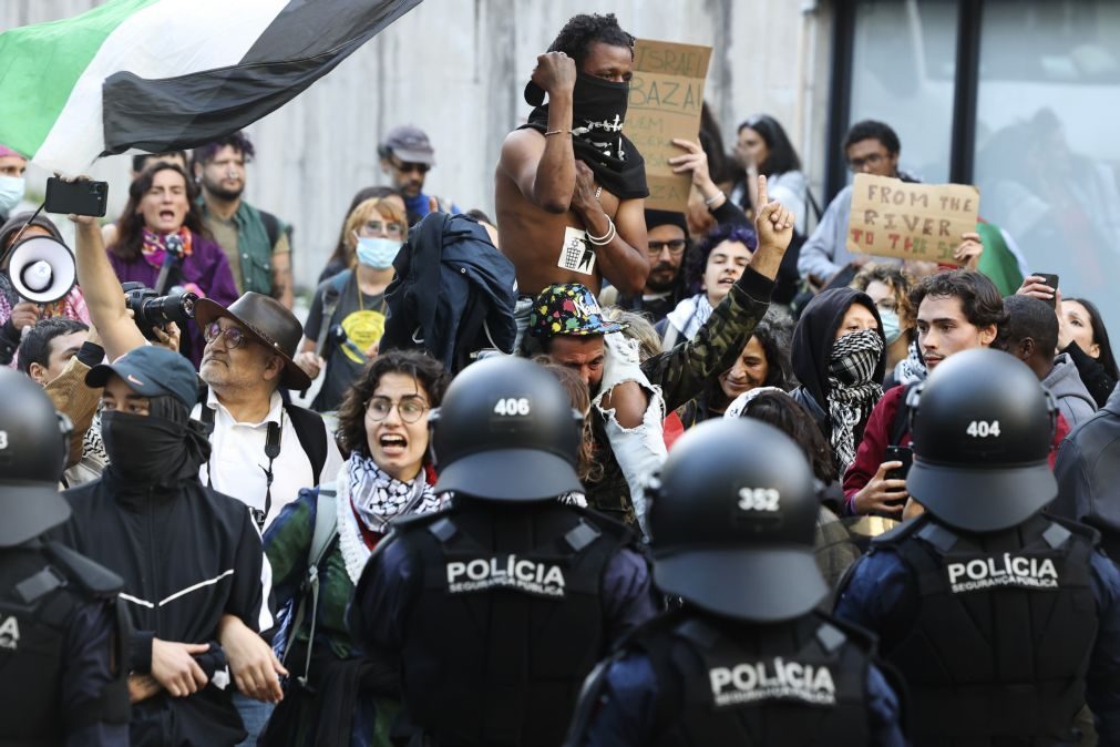 Tensão entre polícia e ativistas pró-Palestina na celebração em Lisboa da fundação de Israel