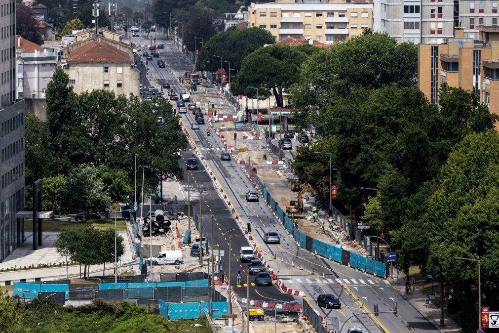 Obra do 'metrobus' do Porto condiciona Avenida da Boavista na próxima semana