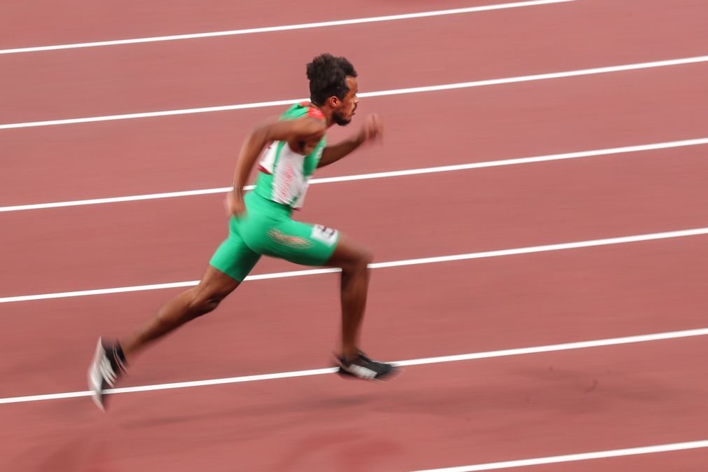 Sandro Baessa conquista medalha de prata nos Mundiais de atletismo paralímpico