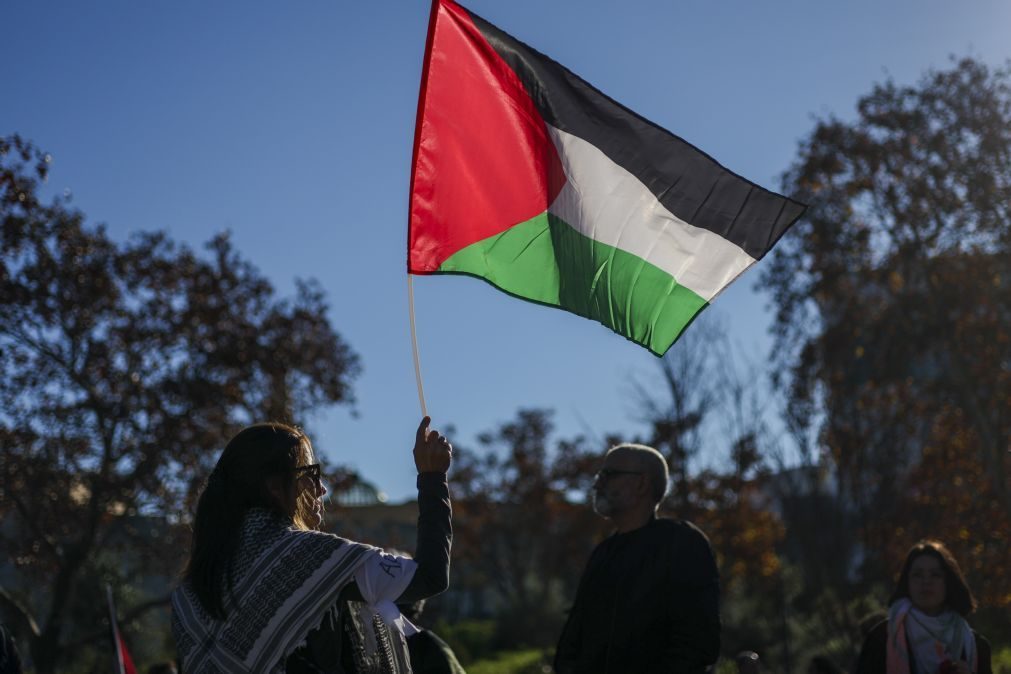 PSP detém manifestantes pró-Palestina que ocuparam NOVA Medical School em Lisboa