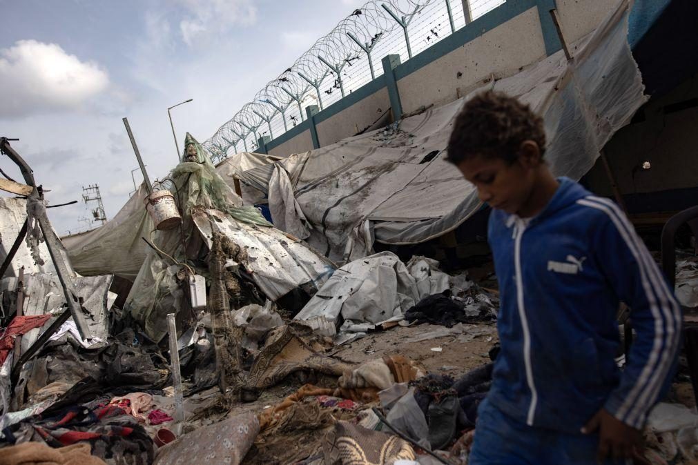 Israel atribui incêndio em Rafah a explosão de munições do Hamas
