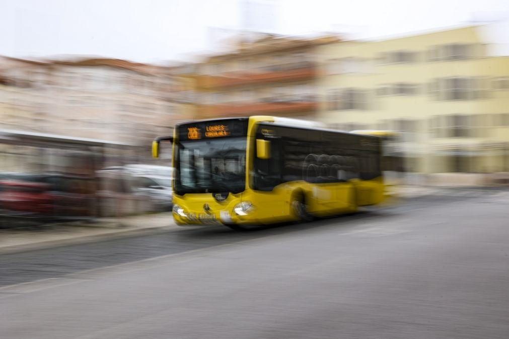 Carris em greve ao trabalho extraordinário de 03 a 22 de junho