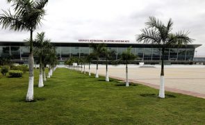 Parlamento angolano pede ao ministro dos Transportes plano de viabilidade dos aeroportos