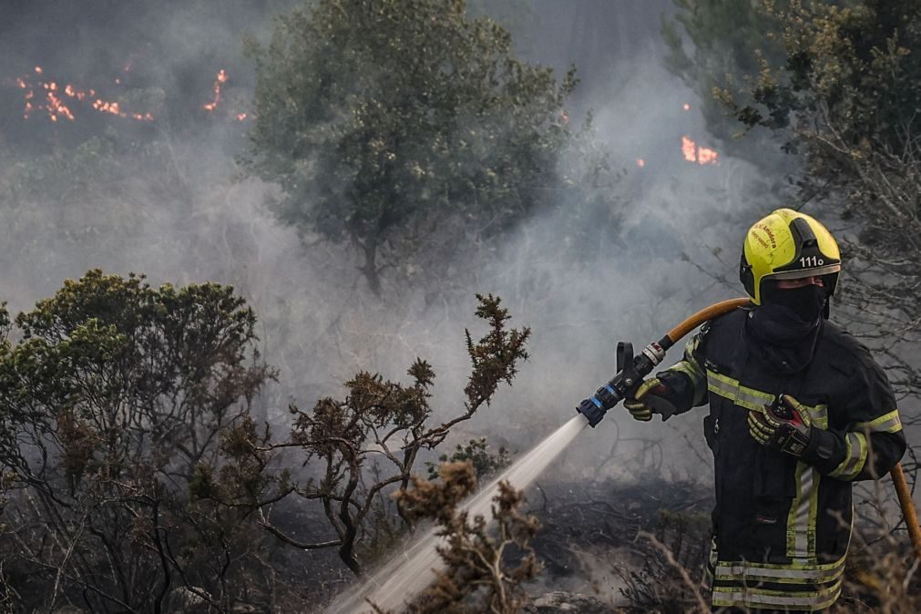 Dispositivo de combate a incêndios reforçado pela segunda vez este ano