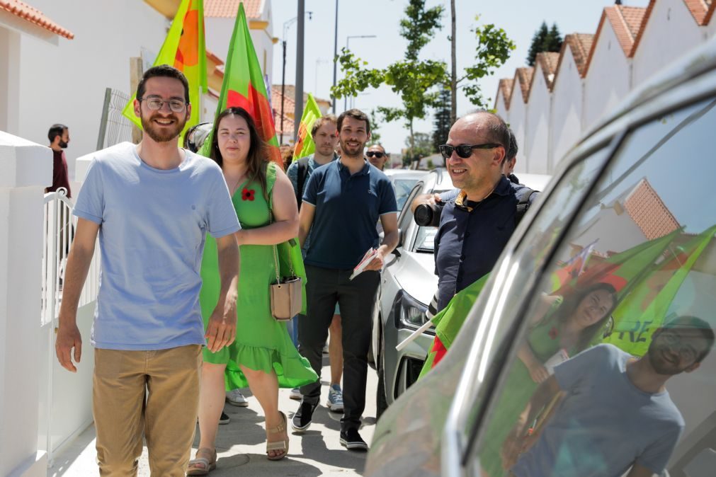 Livre aponta hipocrisia à direita por oposição a respostas à crise na habitação