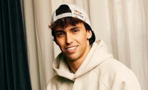 João Félix Cúmplice ao lado de conhecida empresária da noite