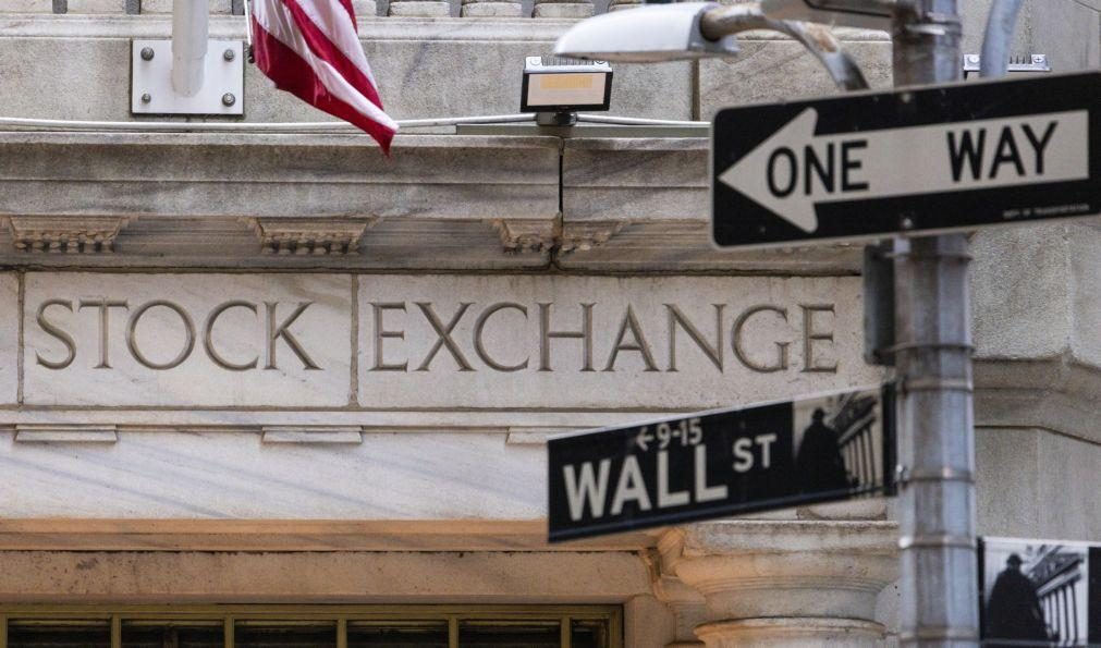 Wall Street consegue fechar em alta depois de sofrer com vitória fraca de Modi