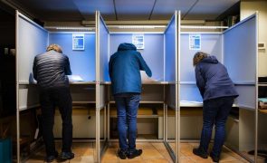 Países Baixos são os primeiros a votar para o Parlamento Europeu