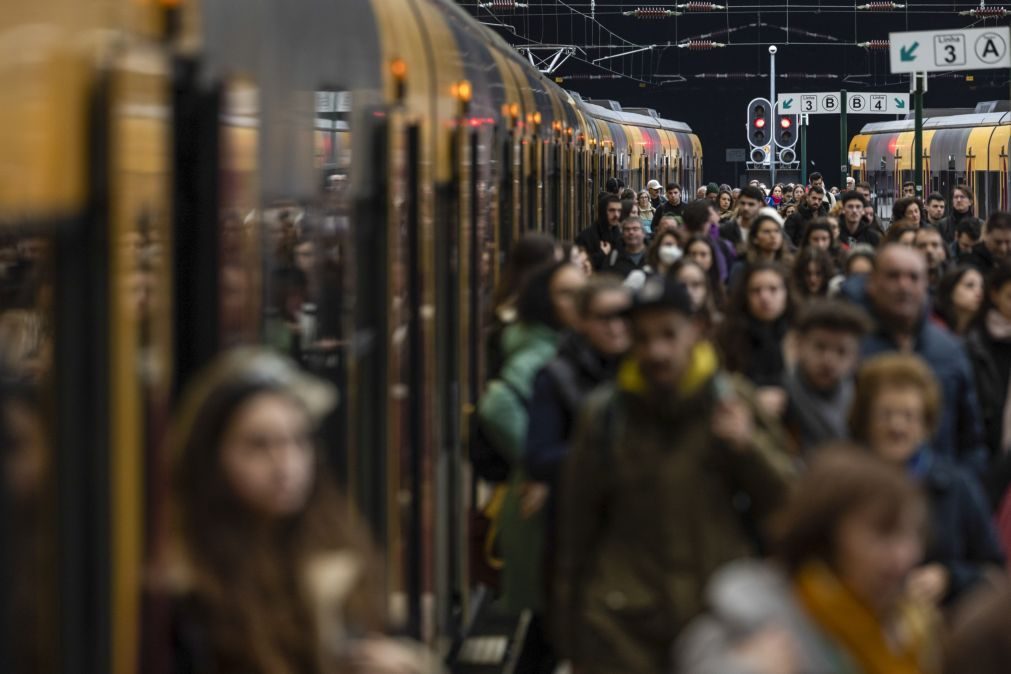 Passageiros nos transportes aéreos, ferroviários e fluviais sobem no 1.º trimestre