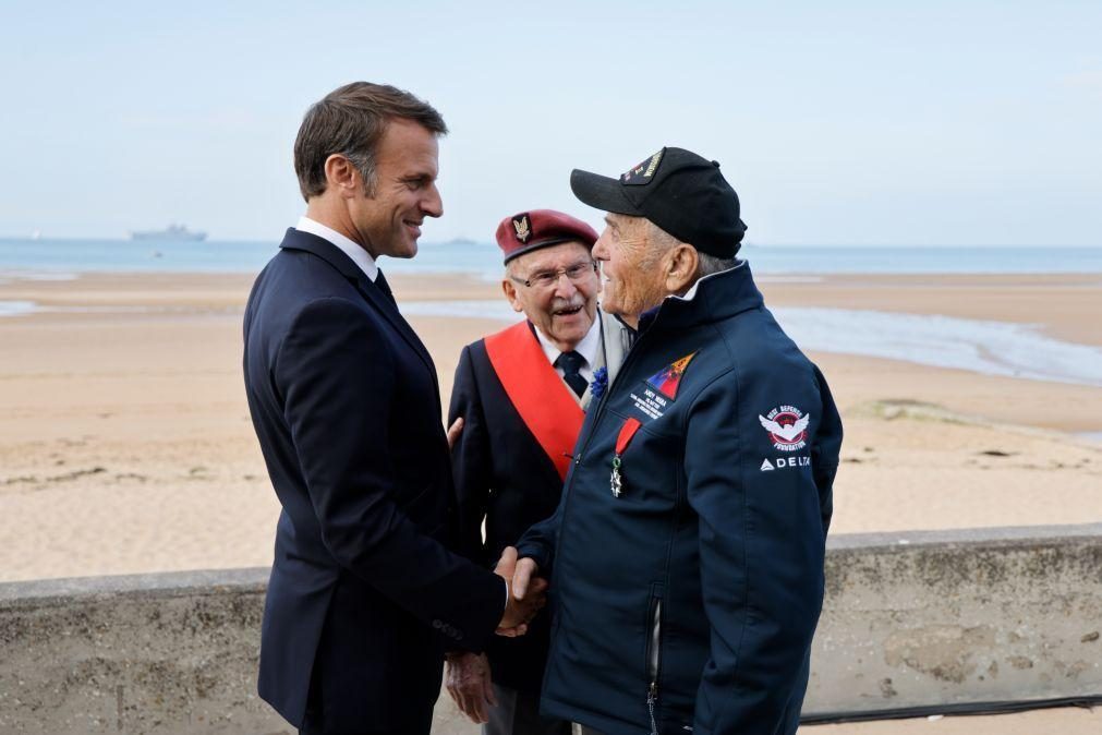 Macron promete entrega de aviões Mirage e formação de 4.500 soldados