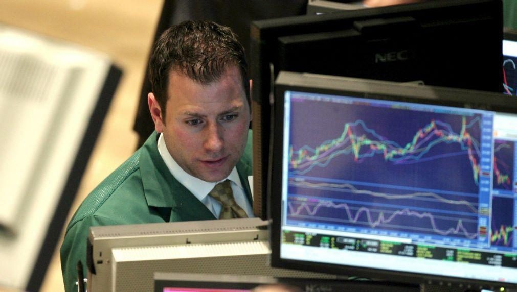 Bolsa de Tóquio fecha a recuar 0,05%