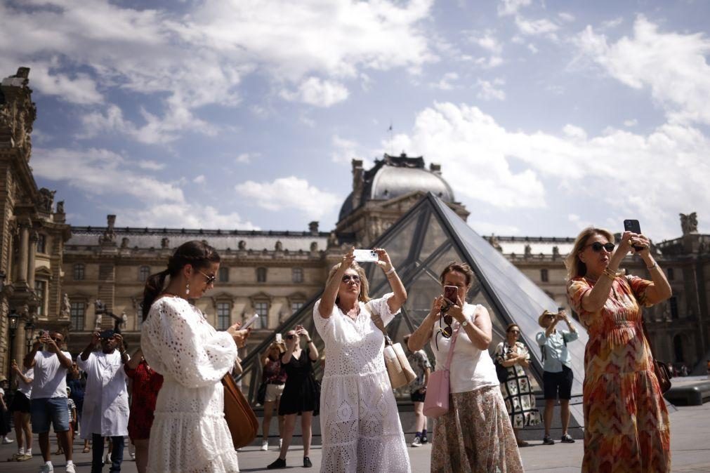 Dormidas turísticas sobem 6,6% no primeiro trimestre na UE