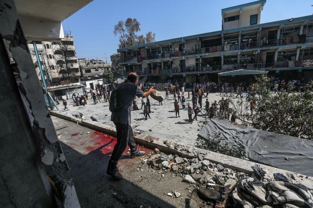 Sobe para 210 as vítimas mortais de bombardeamentos israelitas no centro de Gaza