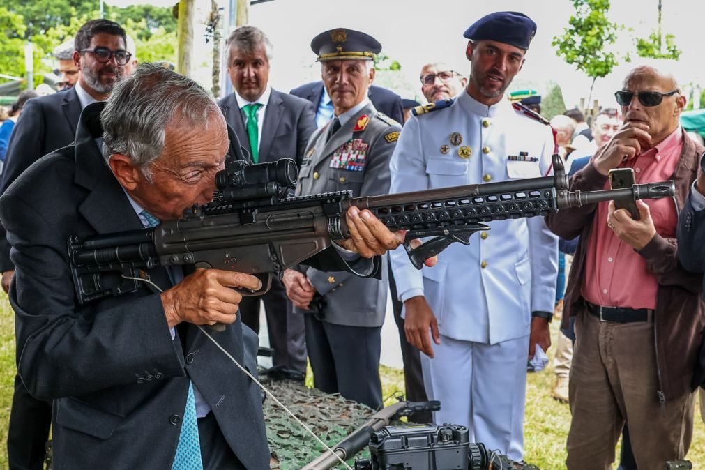 Marcelo considera que serviço militar obrigatório não é questão prioritária