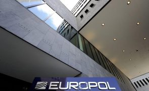Europol desmantela rede 'online' do grupo Estado Islâmico e detém suspeitos em Espanha