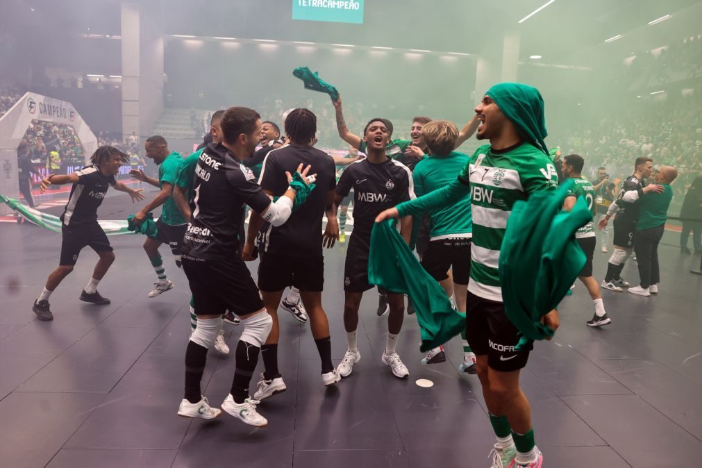 Sporting é tetracampeão nacional de futsal pela primeira vez