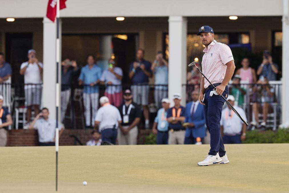 Norte-americano Bryson DeChambeau assume liderança do US Open de golfe