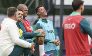 Portugal continua com todos disponíveis, agora para duelo com Turquia