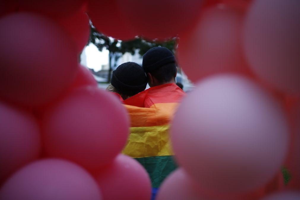 Tribunal da Namíbia anula lei que criminalizava relações homossexuais