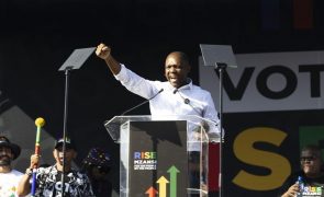 Acordo para Governo de Unidade Nacional na África do Sul junta nove partidos
