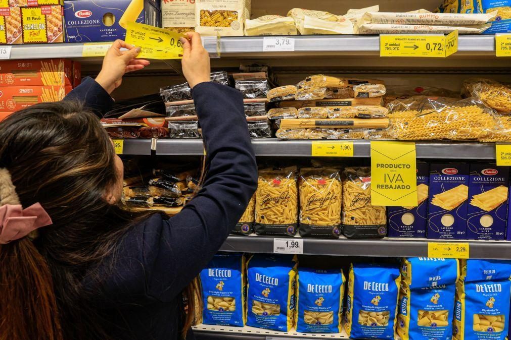 Espanha prolonga alimentos sem IVA até setembro e inclui azeite na medida