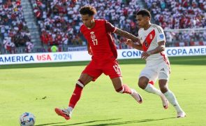 Canadá aproveita vantagem numérica e bate Peru na Copa América