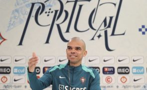 Pepe quer evitar erros com Eslovénia e deseja voltar a erguer o troféu