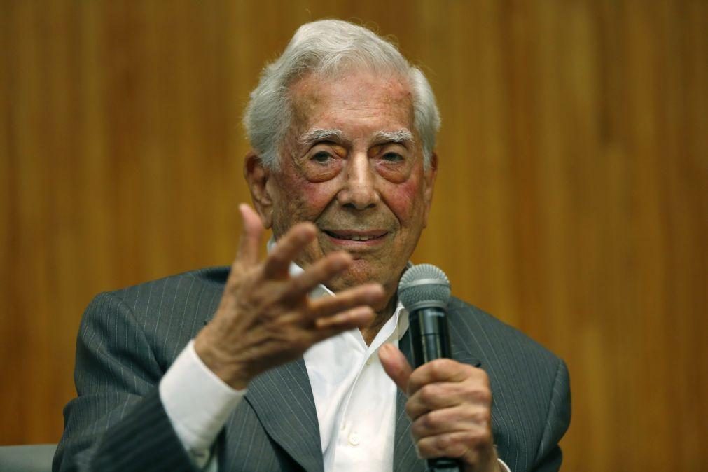 Novo e derradeiro romance do escritor Mario Vargas Llosa publicado em Portugal