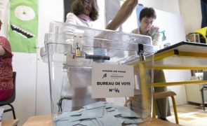 Afluência às urnas em França às 16:00 era de 59,71%, superior à da primeira volta