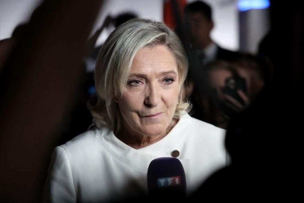 França: Marine Le Pen (RN) garante que vitória ficou 